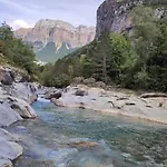 Vistas Unicas A Ordesa Y Monteperdido - Piscinas - Barbacoa Torla