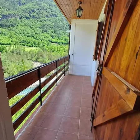 Con Vistas Al Parque Nacional De Ordesa Y Monteperdido טורלה