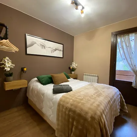 Vistas Unicas A Ordesa Y Monteperdido - Piscinas - Barbacoa Apartman