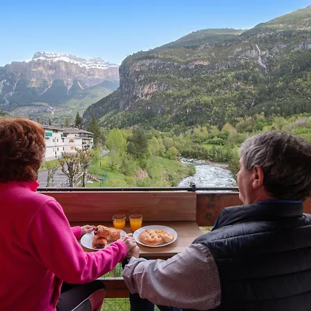 Vistas Unicas A Ordesa Y Monteperdido - Piscinas - Barbacoa Apartman Torla